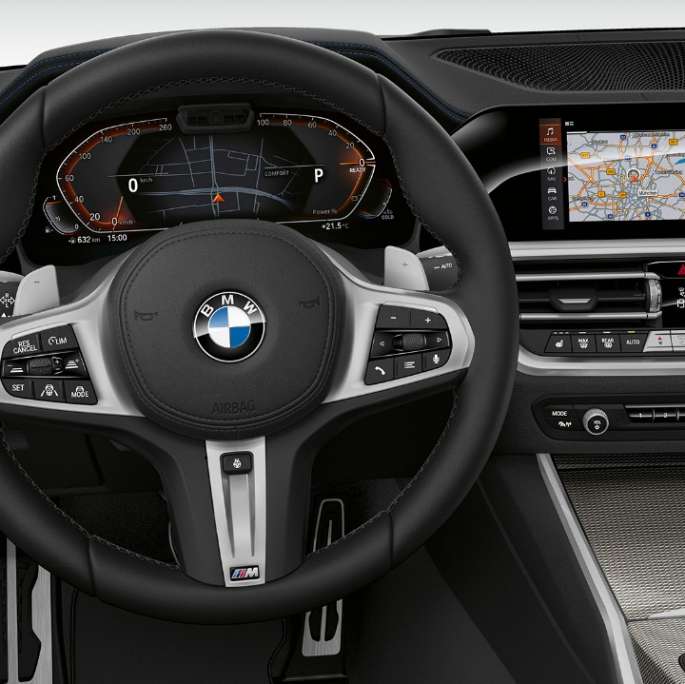 BMW Serie 3, Acabado Sport: puesto de conducción Detalle de la parte frontal del puesto de conducción del BMW Serie 3 con equipamiento del Acabado Sport.
