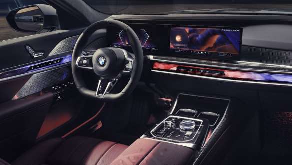 Puesto de conducción BMW Serie 7 G70 ICE Paquete M Sport BMW Serie 7 G70 ICE Paquete M Sport, vista del interior, puesto de conducción