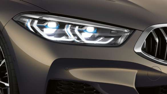 BMW M850i xDrive, Dravitgrau metalizado, Luz láser BMW, izquierda. BMW M850i xDrive, Dravitgrau metalizado, Luz láser BMW, izquierda.