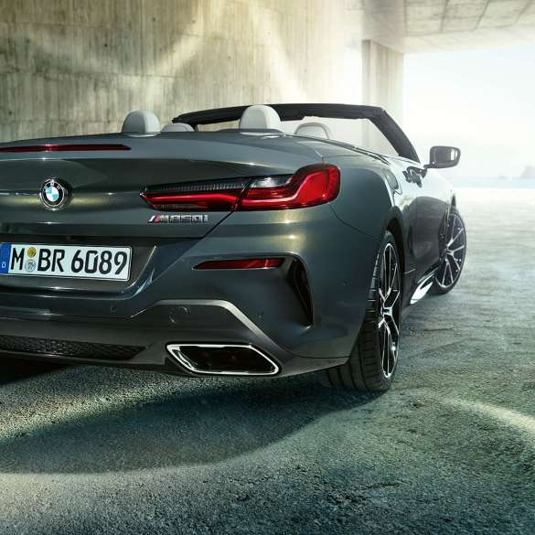 BMW M850i xDrive Dravitgrau metalizado, vista de tres cuartos de la parte posterior derecha. BMW M850i xDrive Dravitgrau metalizado, vista de tres cuartos de la parte posterior derecha.