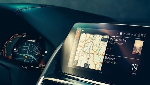 BMW Operating System 7.0. BMW Serie 8 Coupé, puesto de conducción, BMW Operating System 7.0.