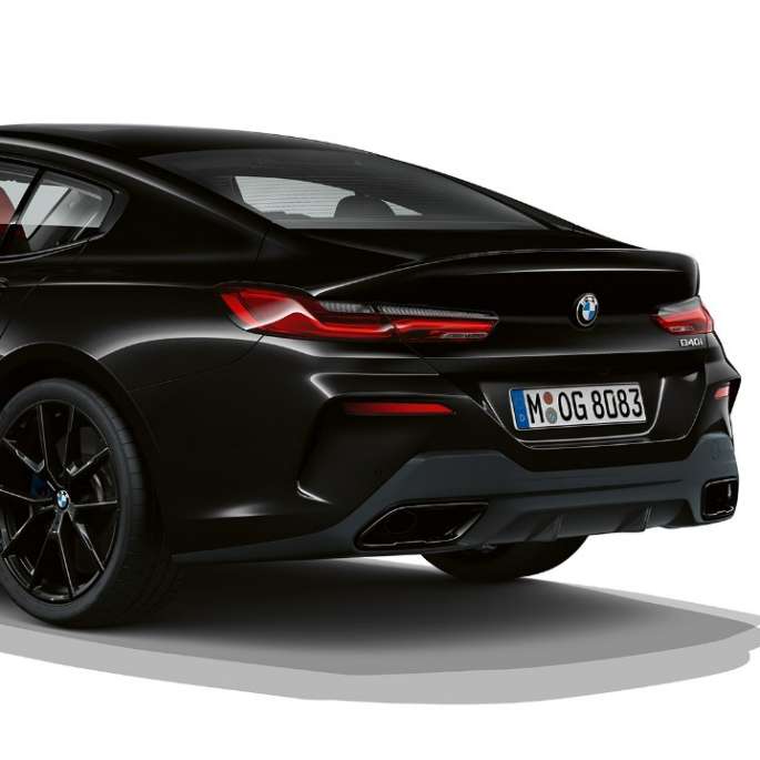 imagen de tres cuartos de la zaga del Paquete deportivo M BMW Serie 8 Gran Coupé, imagen de tres cuartos de la zaga del Paquete deportivo M
