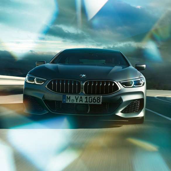Dinamismo de conducción BMW Serie 8 Gran Coupé, dinamismo de conducción del deportivo de lujo