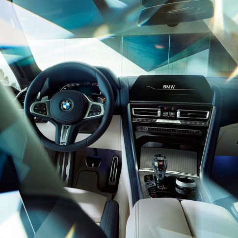 Diseño interior puesto de conducción BMW Serie 8 Gran Coupé, diseño interior del puesto de conducción