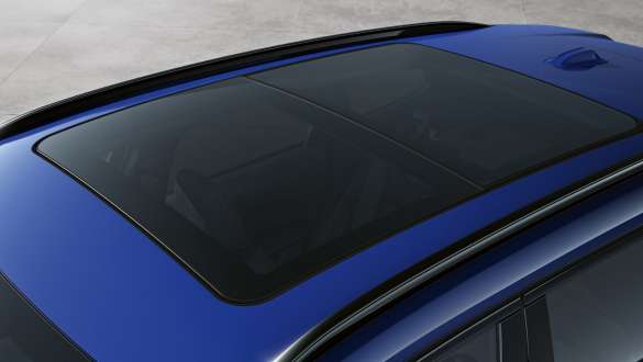 BMW X1 U11 ICE Exterior, techo de cristal panorámico BMW X1 U11 ICE Exterior, vista del techo, techo de cristal panorámico M Portimao Blue metalizado