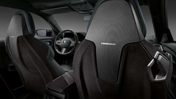 Carcasa del respaldo del asiento M Performance en Alcantara/carbono de poro abierto BMW Serie 2 Coupé G42 2021 Carcasa del respaldo del asiento M Performance en Alcantara/carbono de poro abierto BMW Serie 2 Coupé G42 2021