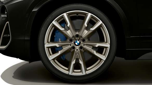 Frenos deportivos M BMW X2 M35i Frenos deportivos M del BMW X2 M35i, el SUV deportivo