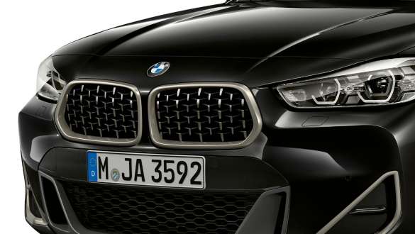Parrilla doble BMW X2 M35i Parrilla doble del diseño de malla BMW X2 M35i, el SUV deportivo