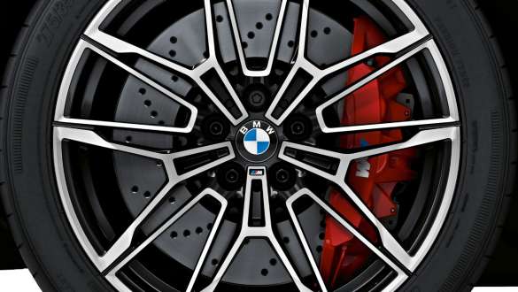 Llantas forjadas M de 19/20 pulgadas estilo 825 M, en bicolor Schwarz, BMW M3 Berlina G80 2020 BMW M3 G80 2020 Llantas forjadas M de 19/20 pulgadas estilo 825 M en bicolor Schwarz Primer plano de rueda