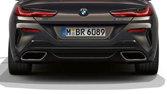Sistema de escape deportivo M BMW M850i xDrive Cabrio con sistema de escape deportivo M