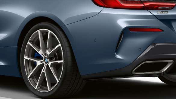 Dirección activa integral. BMW M850i xDrive Coupé con dirección activa integral