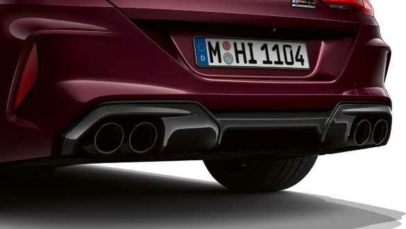 Sistema de escape deportivo M BMW M8 Competition Gran Coupé Sistema de escape deportivo M BMW M8 Competition Gran Coupé F93 2020 BMW Individual Ametrin metalizado, detalle de la zaga