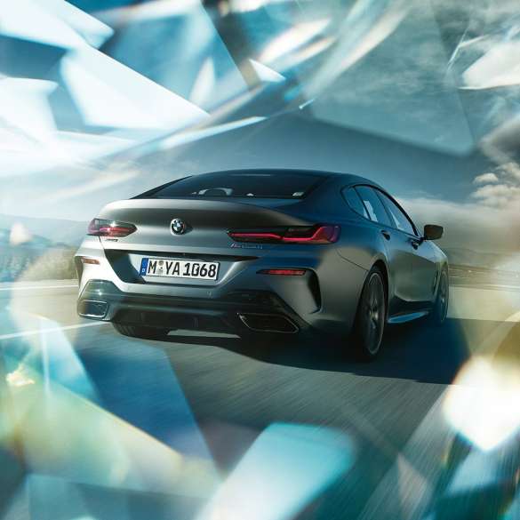 BMW M850i xDrive Gran Coupé, vista de tres cuartos de la zaga BMW M850i xDrive Gran Coupé G16 2019 BMW Individual Frozen Bluestone metalizado, vista de tres cuartos de la zaga