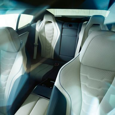 Exclusivos asientos de cuero BMW M850i xDrive Gran Coupé Exclusivos asientos de cuero BMW M850i xDrive Gran Coupé G16 2019, interior del coche de alta gama