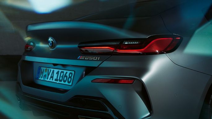 BMW M850i xDrive Gran Coupé, detalle de la zaga BMW M850i xDrive Gran Coupé G16 2019 BMW Individual Frozen Bluestone metalizado, detalle de la zaga