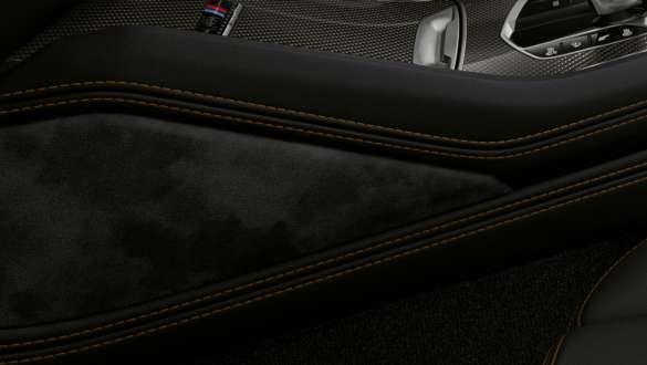 Protectores de rodillas BMW X6 M Competition Protectores de rodillas BMW X6 M Competition F96 SUV 2020, interior