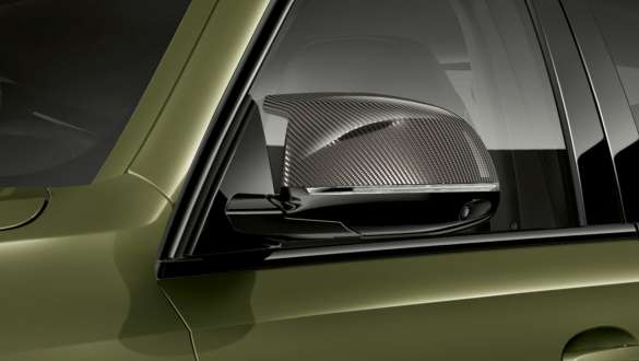 Carcasas M de fibra de carbono para los espejos retrovisores del BMW X6 M Competition F96 Carcasas M de fibra de carbono para los espejos retrovisores BMW X6 M Competition F96 2020 SUV Pintura especial BMW Individual Urban Green exterior