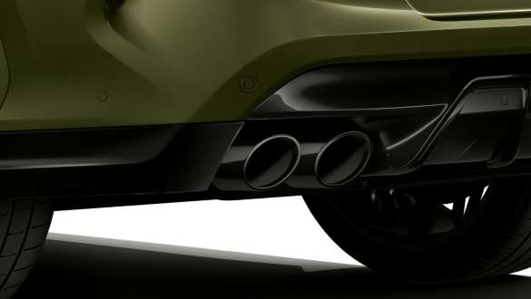 Molduras de tubos de escape del BMW X6 M Competition F96 Molduras de tubos de escape en negro cromado BMW X6 M Competition F96 SUV Pintura especial BMW Individual Urban Green exterior