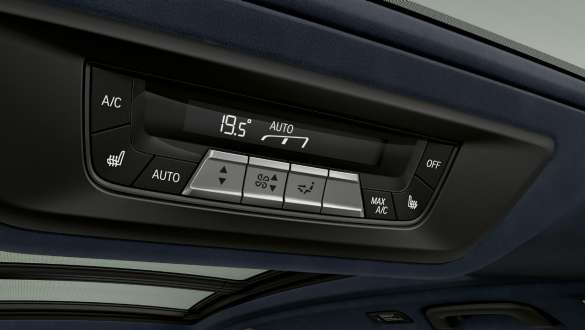 Climatizador de 5 zonas del BMW X7 M BMW X7 M, interior, detalle del climatizador de 5 zonas, G07