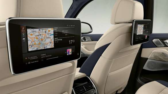 BMW X7 M con sistema de entretenimiento en la parte trasera Professional G07 2019 BMW X7 M con sistema de entretenimiento en la parte trasera Professional G07 2019