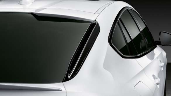 Aleta trasera M Performance en Schwarz de brillo intenso BMW X6 G06 2019 Aleta trasera M Performance en Schwarz de brillo intenso BMW X6 G06 2019