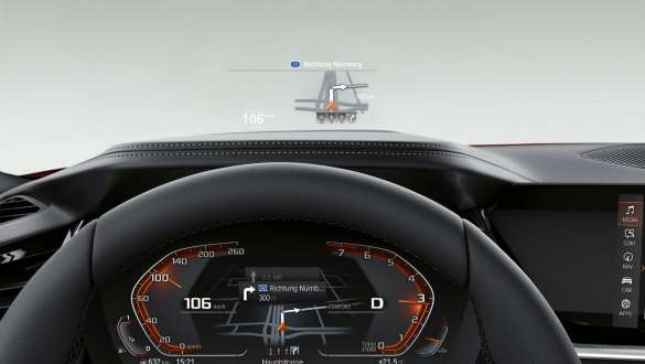 BMW Z4 Roadster (G29) puesto del conductor BMW Z4 Roadster (G29) con volante, BMW Head-Up Display y display de control