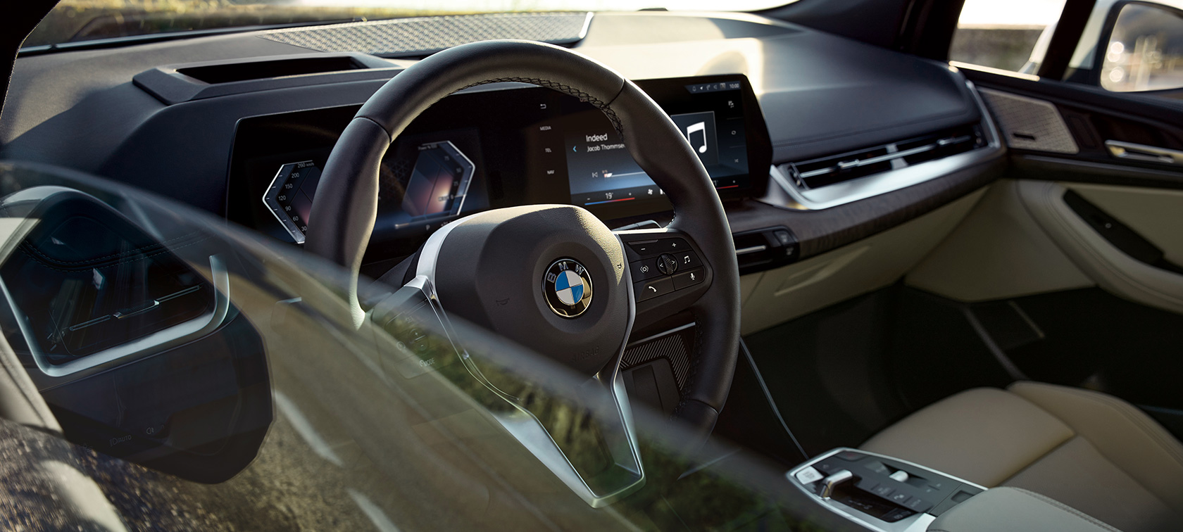 BMW Serie 2 Active Tourer U06 2021 interior, puesto de conducción BMW Serie 2 Active Tourer U06 2021 interior, puesto de conducción