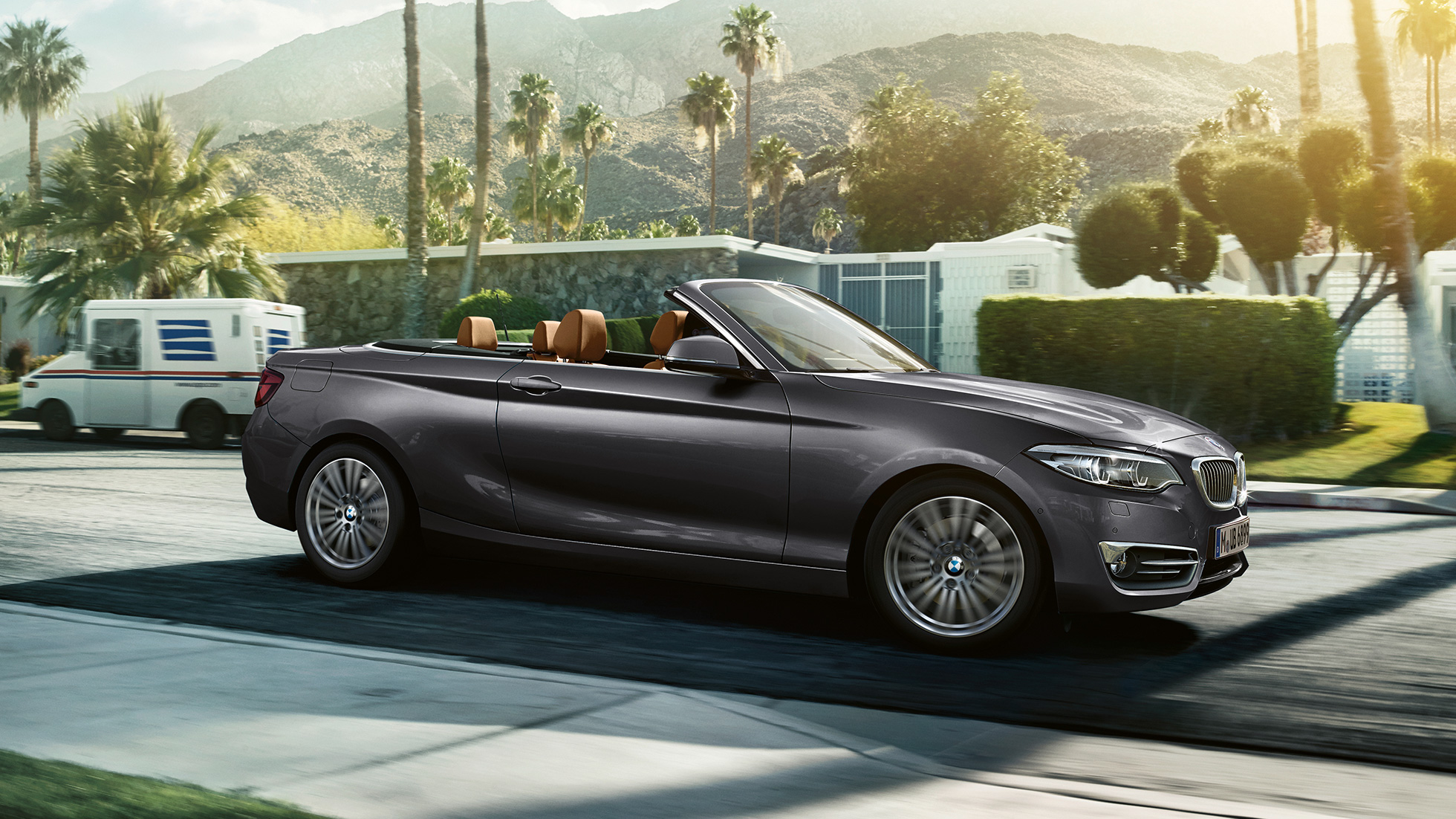 BMW Serie 2 Cabrio, imagen de conducción desde el lateral BMW Serie 2 Cabrio, imagen de conducción desde el lateral