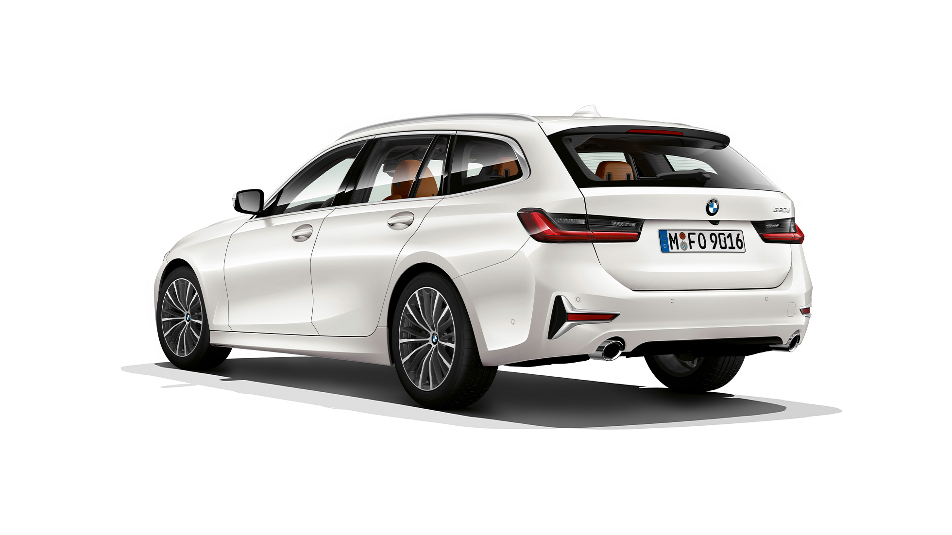 Acabado Luxury, imagen de tres cuartos de la zaga. Nuevo BMW Serie 3 Touring, acabado Luxury, imagen de tres cuartos de la zaga.