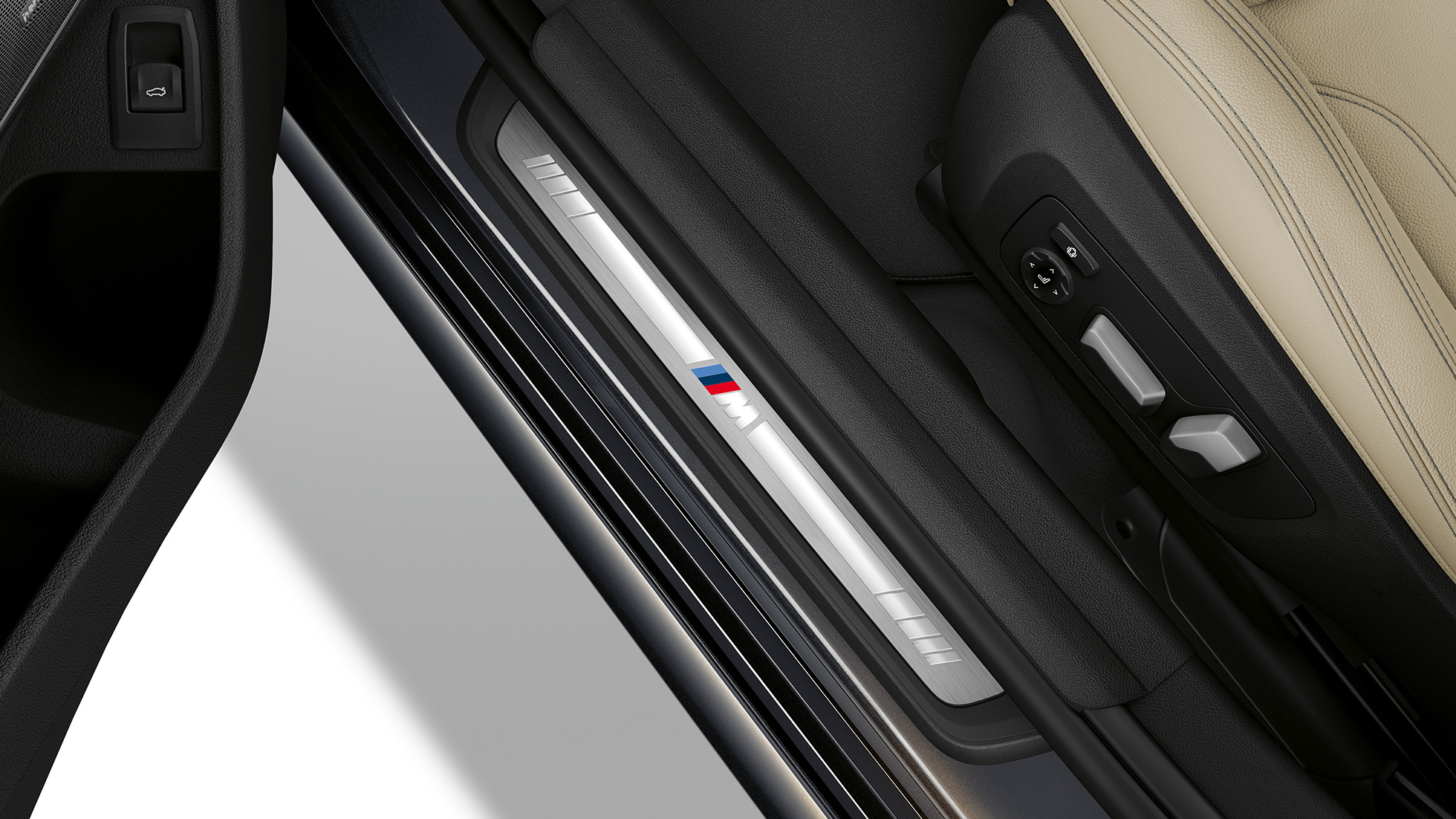 Acabado M Sport, molduras de entrada. Nuevo BMW Serie 3 Touring, Acabado M Sport, molduras de entrada.