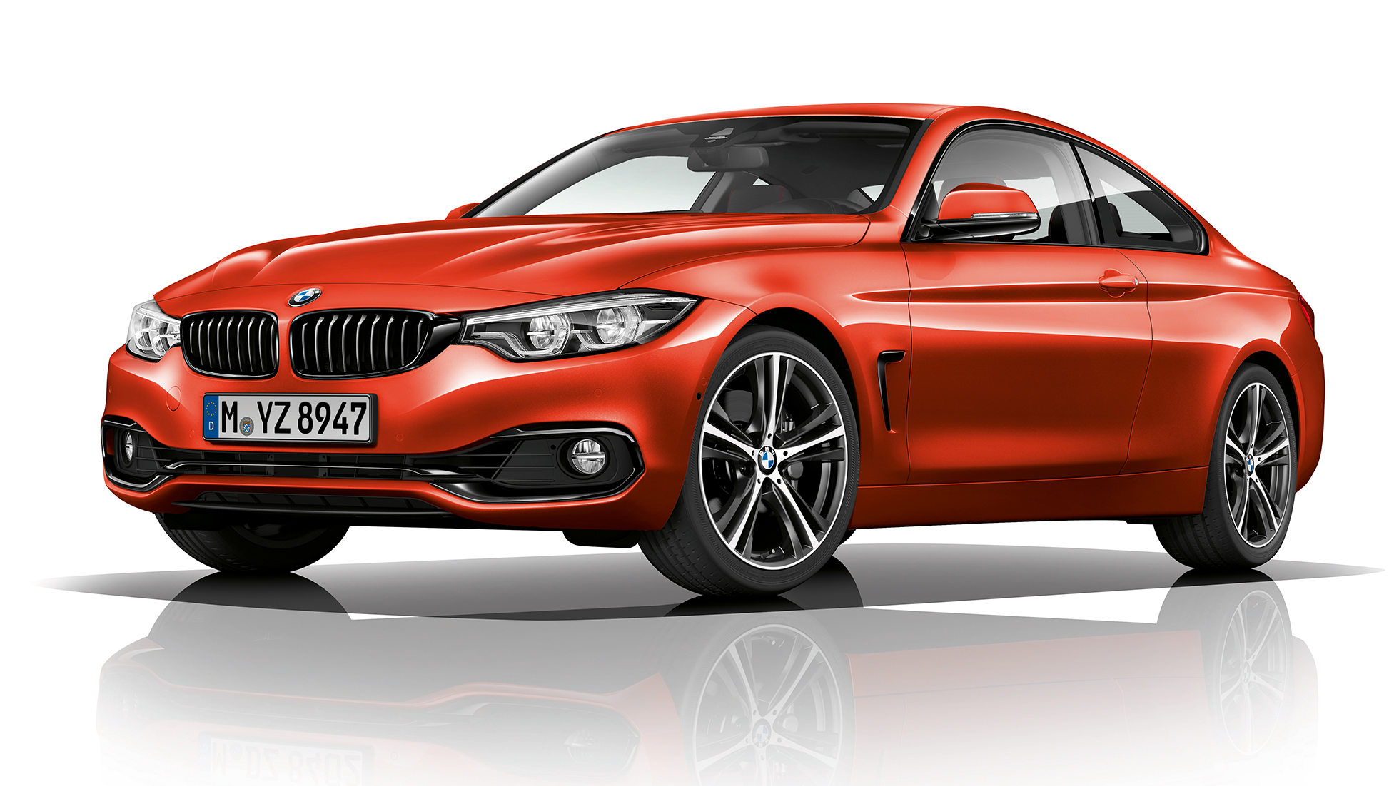 BMW Serie 4 Coupé, Acabado Sport, imagen de tres cuartos del frontal BMW Serie 4 Coupé, Acabado Sport, imagen de tres cuartos del frontal