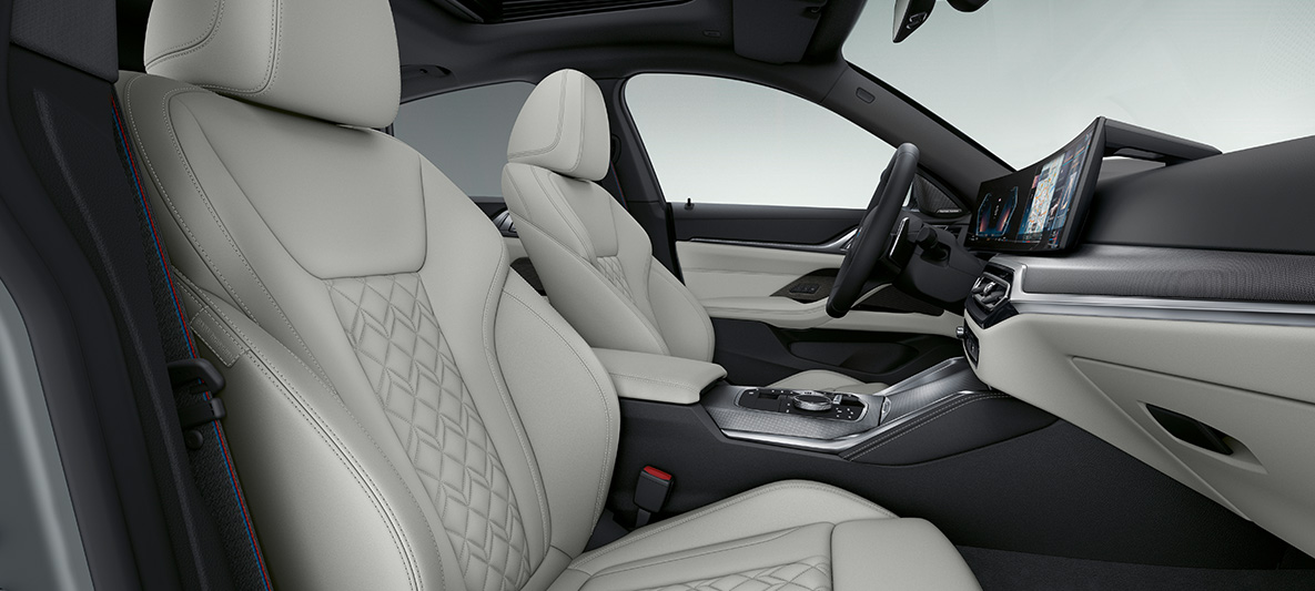Equipamiento de cuero Elfenbeinweiss BMW Serie 4 Gran Coupé G26 2021 Interior Equipamiento de cuero ampliado Merino BMW Individual Elfenbeinweiss BMW Serie 4 Gran Coupé G26 2021 Interior