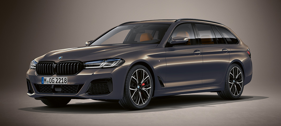 Pintura BMW Individual BMW Serie 5 Touring G31 BMW Serie 5 Touring Individual G31 Renovación 2020 Tres cuartos del frontal parado