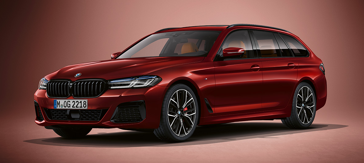 Pintura BMW Individual BMW Serie 5 Touring G31 BMW Serie 5 Touring Individual G31 Renovación 2020 Tres cuartos del frontal parado