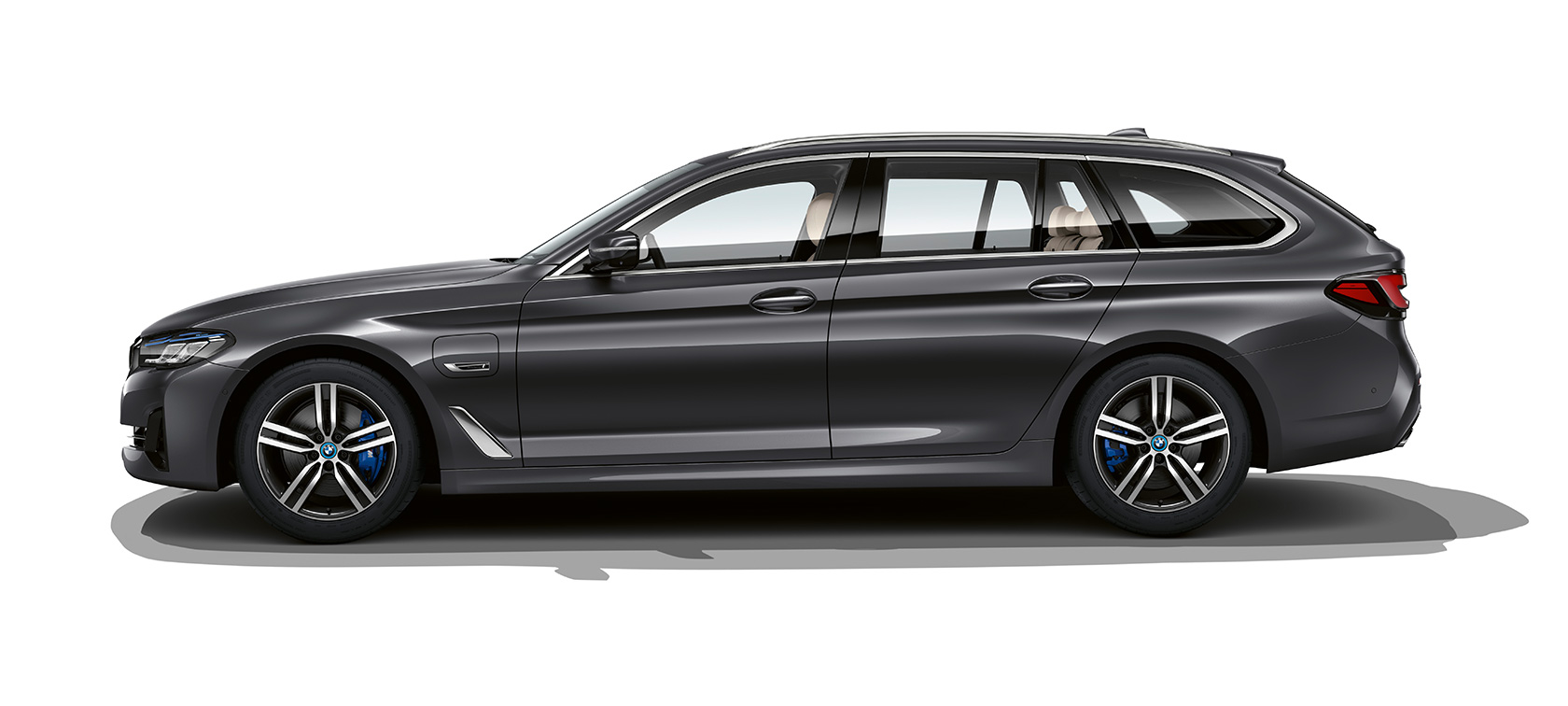BMW Serie 5 Touring G31 parado BMW Serie 5 Touring G31 Renovación 2020 lateral parado