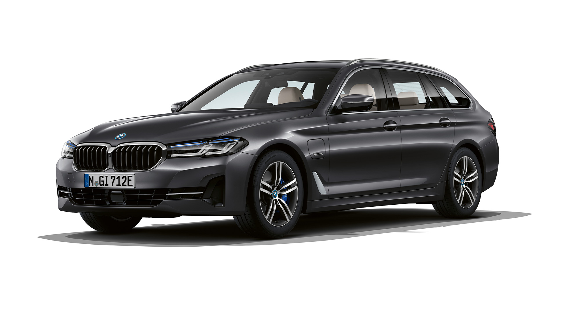 BMW Serie 5 Touring 530i G31 Equipamiento de serie Frontal BMW Serie 5 Touring 530i G31 2020 Equipamiento de serie en Sophistograu Vista de tres cuartos del frontal