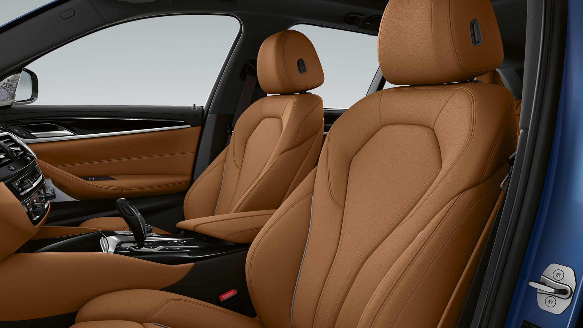 Tapicería BMW Serie 5 Touring G31 Paquete deportivo M Tapicería en cuero Dakota Cognac con costura exclusiva y ribete de contraste BMW Serie 5 Touring 530e G31 2020 Paquete deportivo M Interior