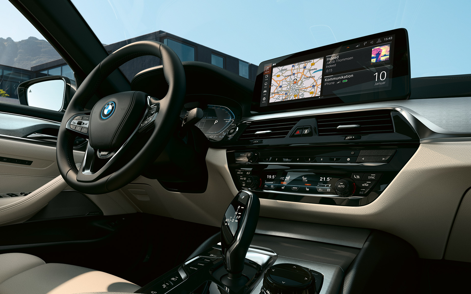 Puesto de conducción BMW Serie 5 Touring G31 LCI LCFI 4K9 Puesto de conducción BMW Serie 5 Touring G31 Renovación 2020 cuero interior Dakota Ivory White con costura exclusiva/ribete de contraste | Black, molduras interiores de aluminio rectificado con perfil cromo perlado