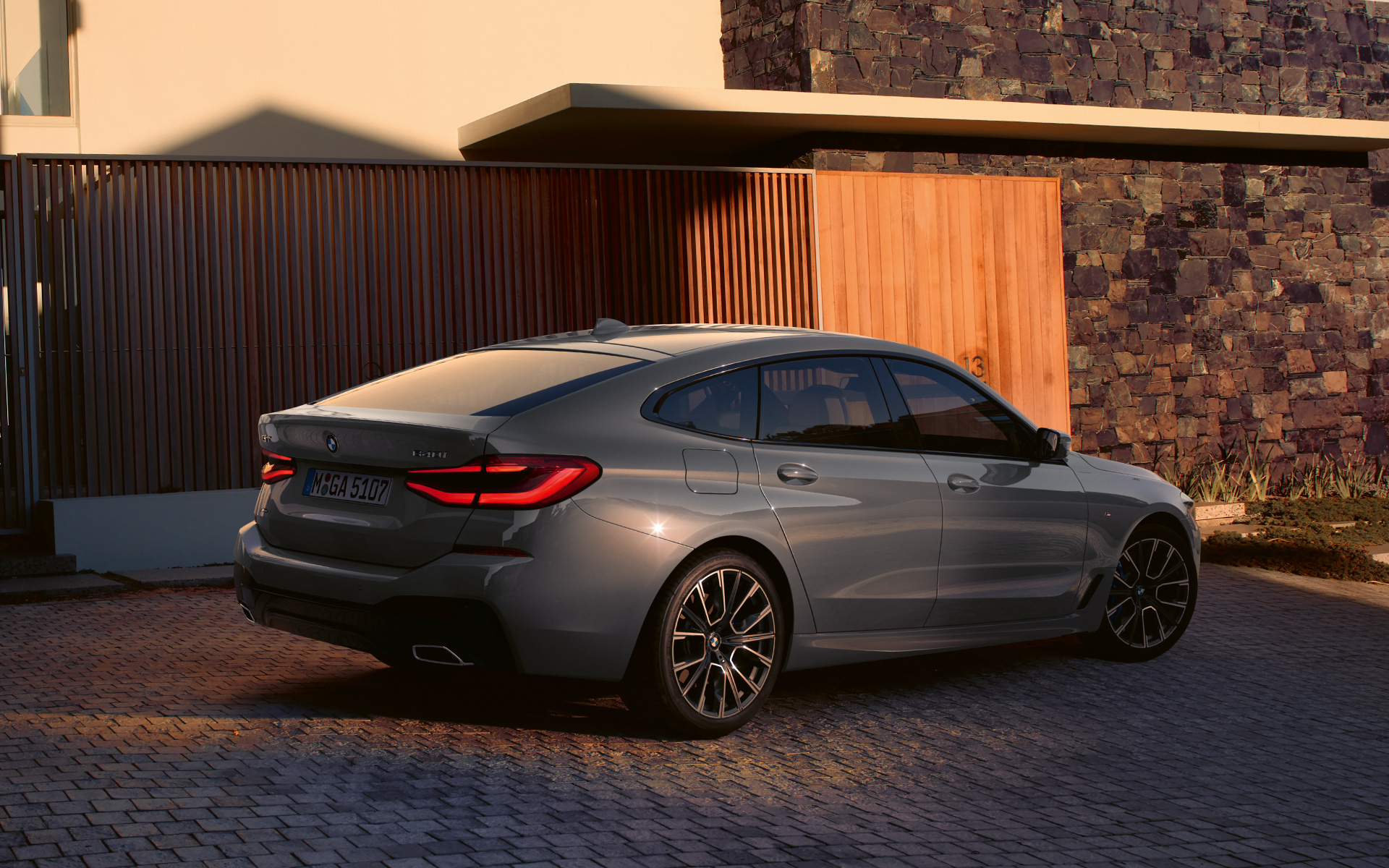 Diseño de la zaga BMW Serie 6 Gran Turismo G32 2020 Diseño de la zaga BMW Serie 6 Gran Turismo 640i xDrive G32 2020 Bernina Grey, vista de la zaga
