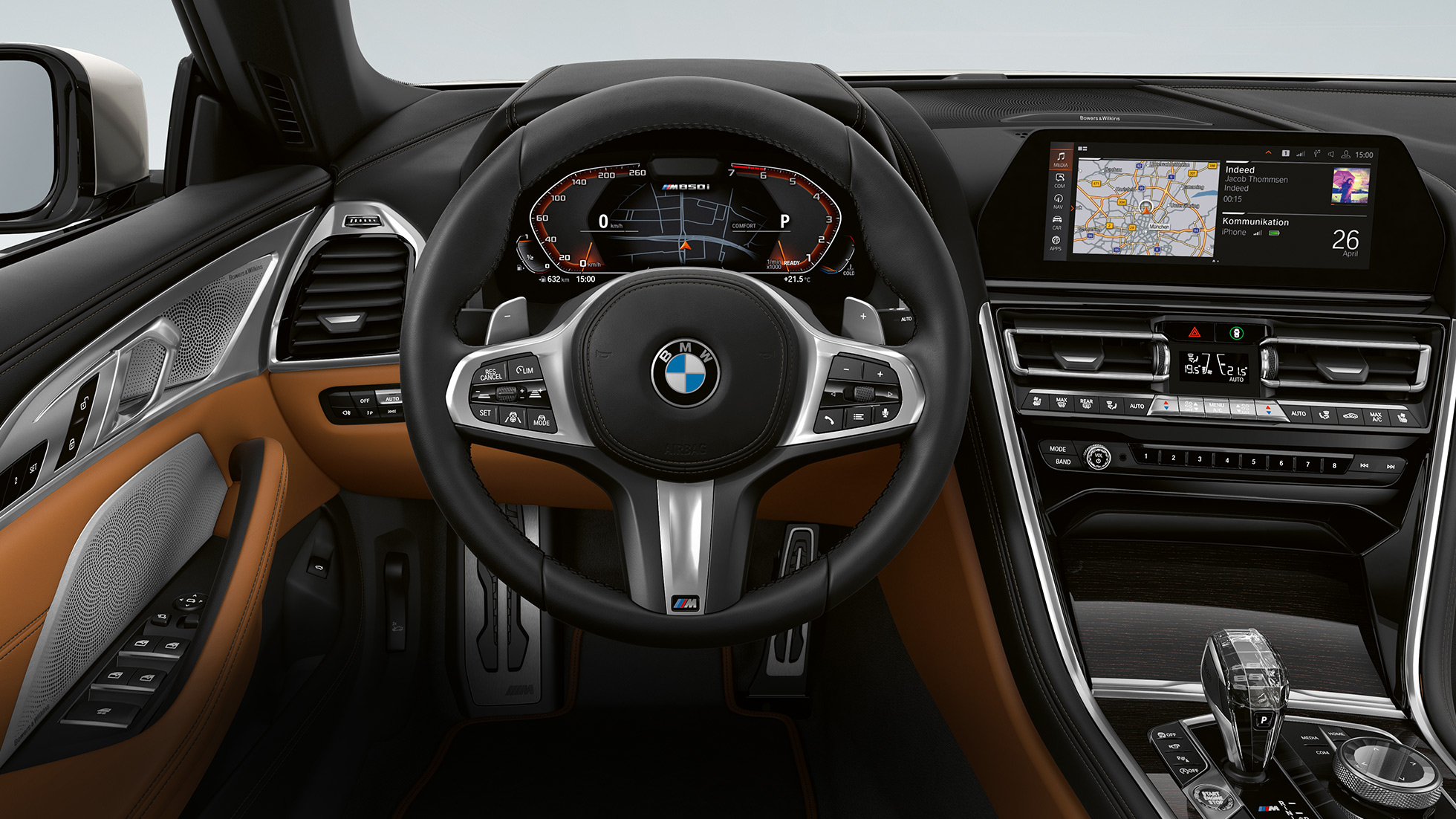 BMW M850i xDrive, volante M de cuero con levas de cambio y multifunción. BMW M850i xDrive, volante M de cuero con levas de cambio y multifunción.