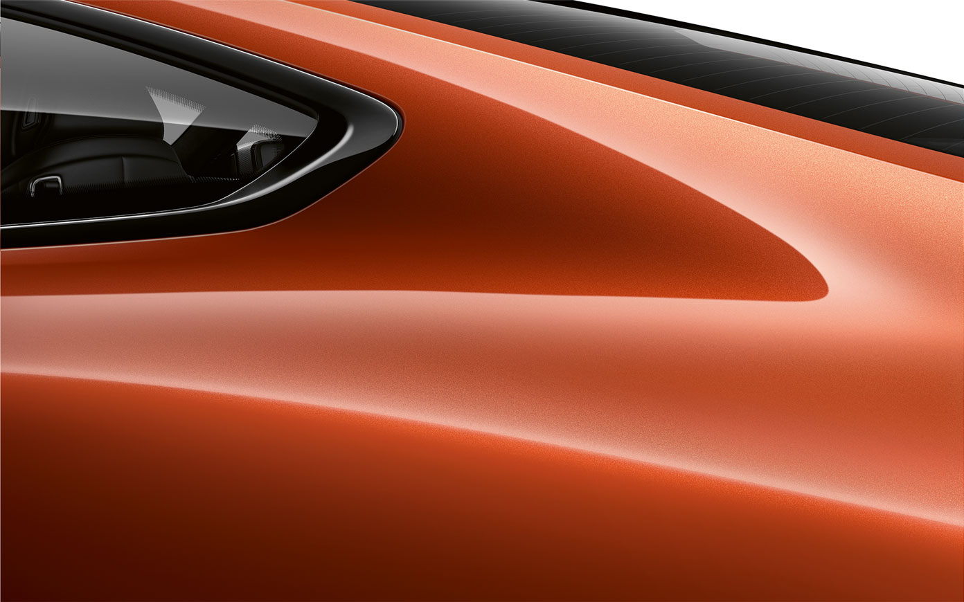 BMW Serie 8 Coupé, detalle del pilar trasero. Detalle del pilar trasero del BMW Serie 8 Coupé en color Sunset Orange metalizado.