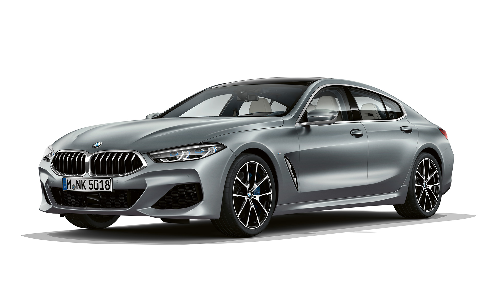 Imagen de tres cuartos del frontal Frozen Temptation BMW Serie 8 Gran Coupé, imagen de tres cuartos del frontal Frozen Temptation