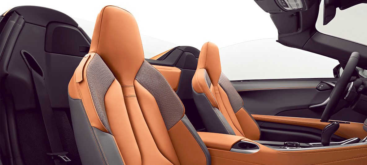 Asientos deportivos e interior del BMW i8 Roadster Asientos deportivos e interior del BMW i8 Roadster