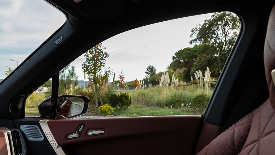 BMW iX M60 i20 2022 SUV eléctrico, vehículo eléctrico, sostenibilidad BMW iX M60 i20 2022 SUV eléctrico, vídeo sobre sostenibilidad
