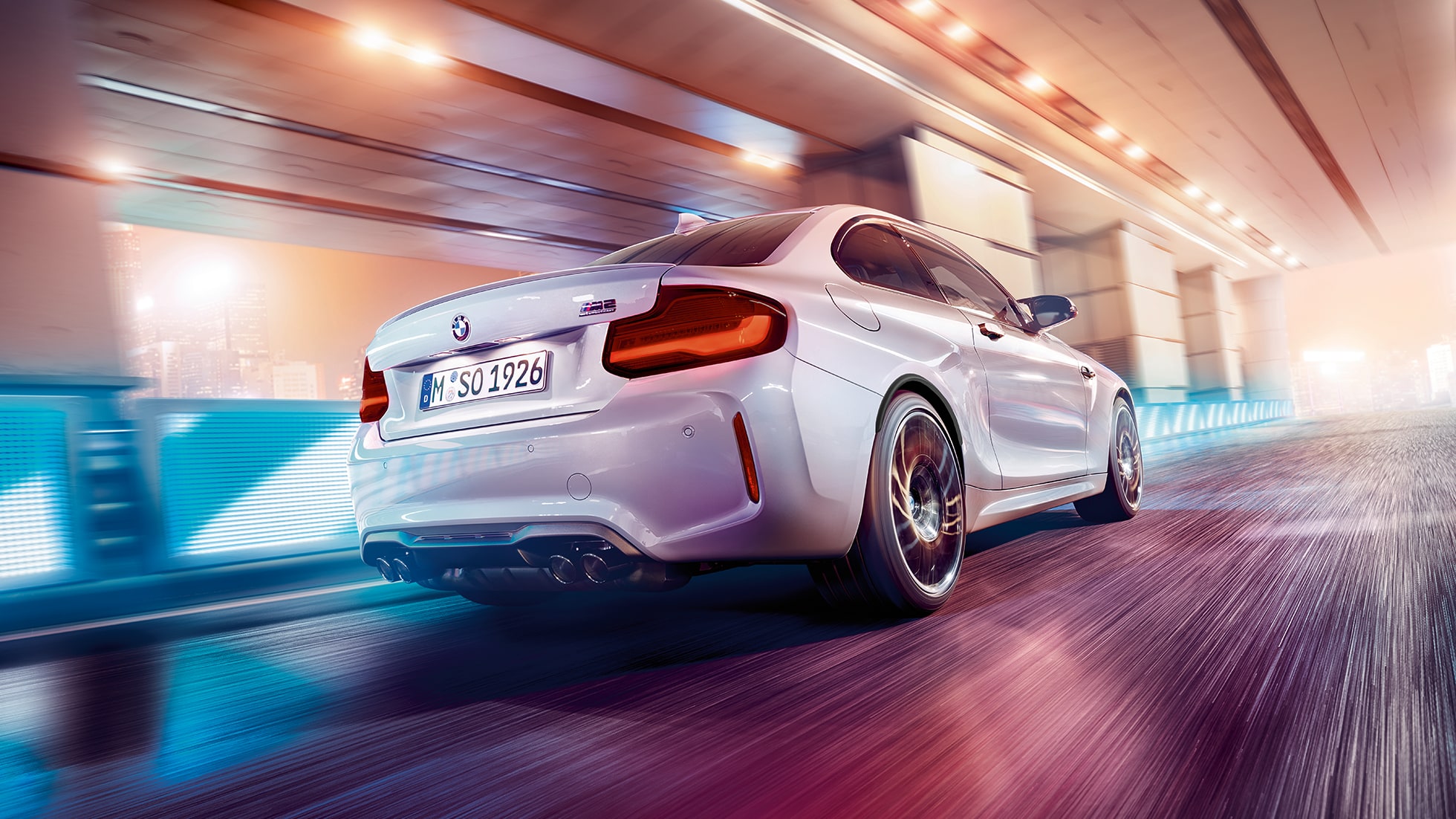 Diseño de la zaga BMW M2 Competition F87 Diseño de la zaga BMW M2 Competition F87 2018 Hockenheim Silver metalizado, vista de tres cuartos de la zaga