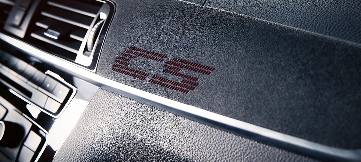 Moldura interior BMW M2 CS F87 Moldura interior BMW M2 CS F87 Misano Blau metalizado, vista de detalle