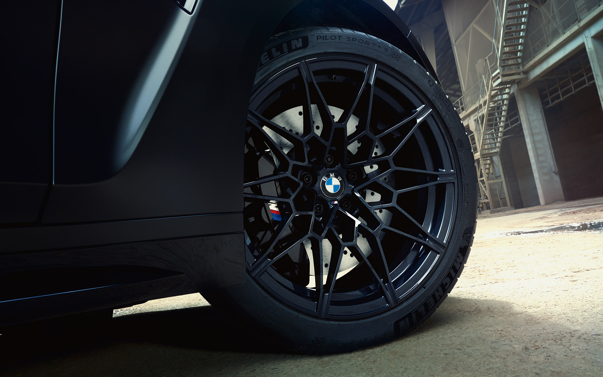 Frenos con componentes M en negro BMW M3 Competition Touring G81 BMW M3 Competition Touring G81 BMW Individual Frozen Black metalizado, frenos con componentes M en negro, primer plano