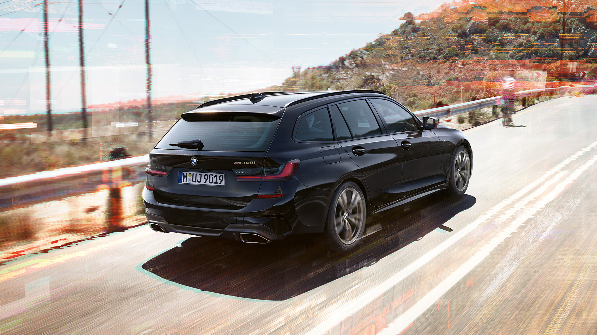 Diseño de tubos de escape traseros. BMW M340i xDrive Touring, diseño de los tubos de escape traseros.