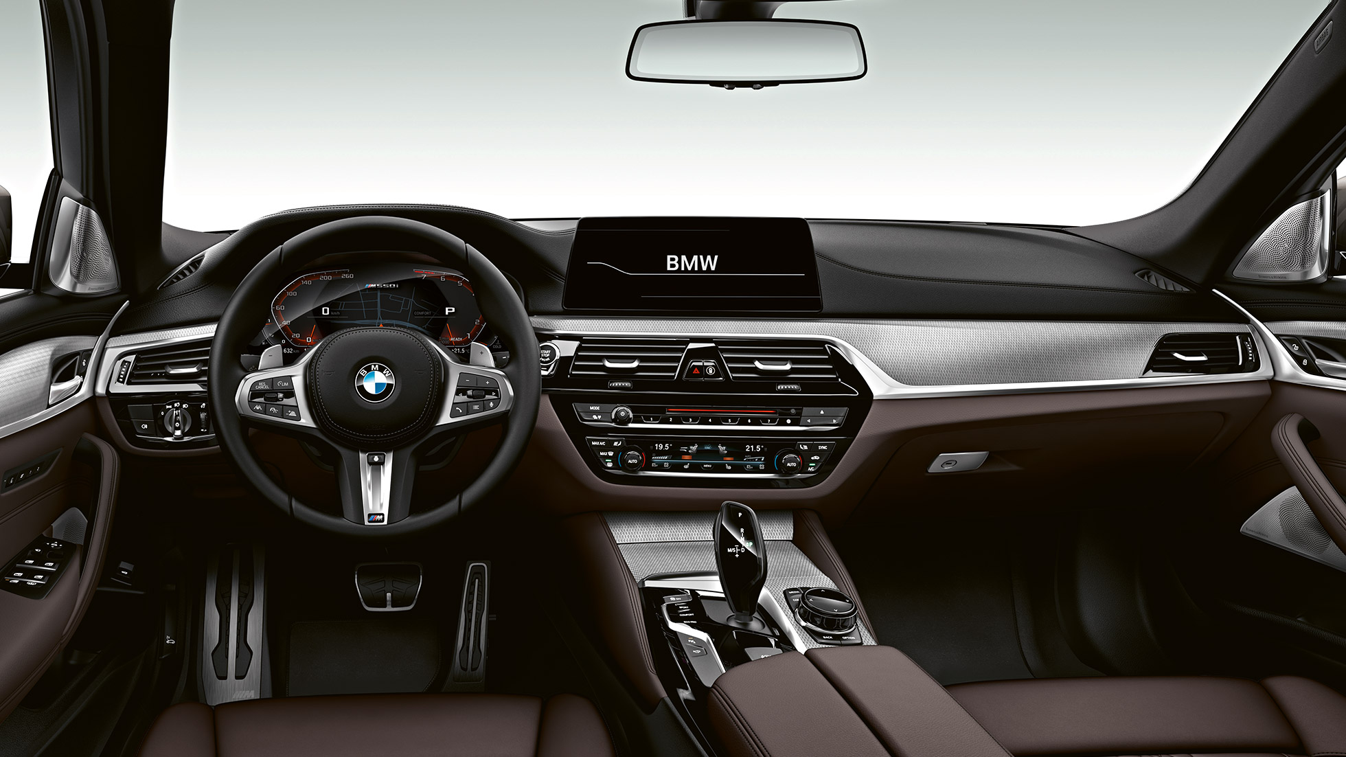 Diseño interior BMW M550i y BMW M550d, puesto de conducción de la berlina deportiva