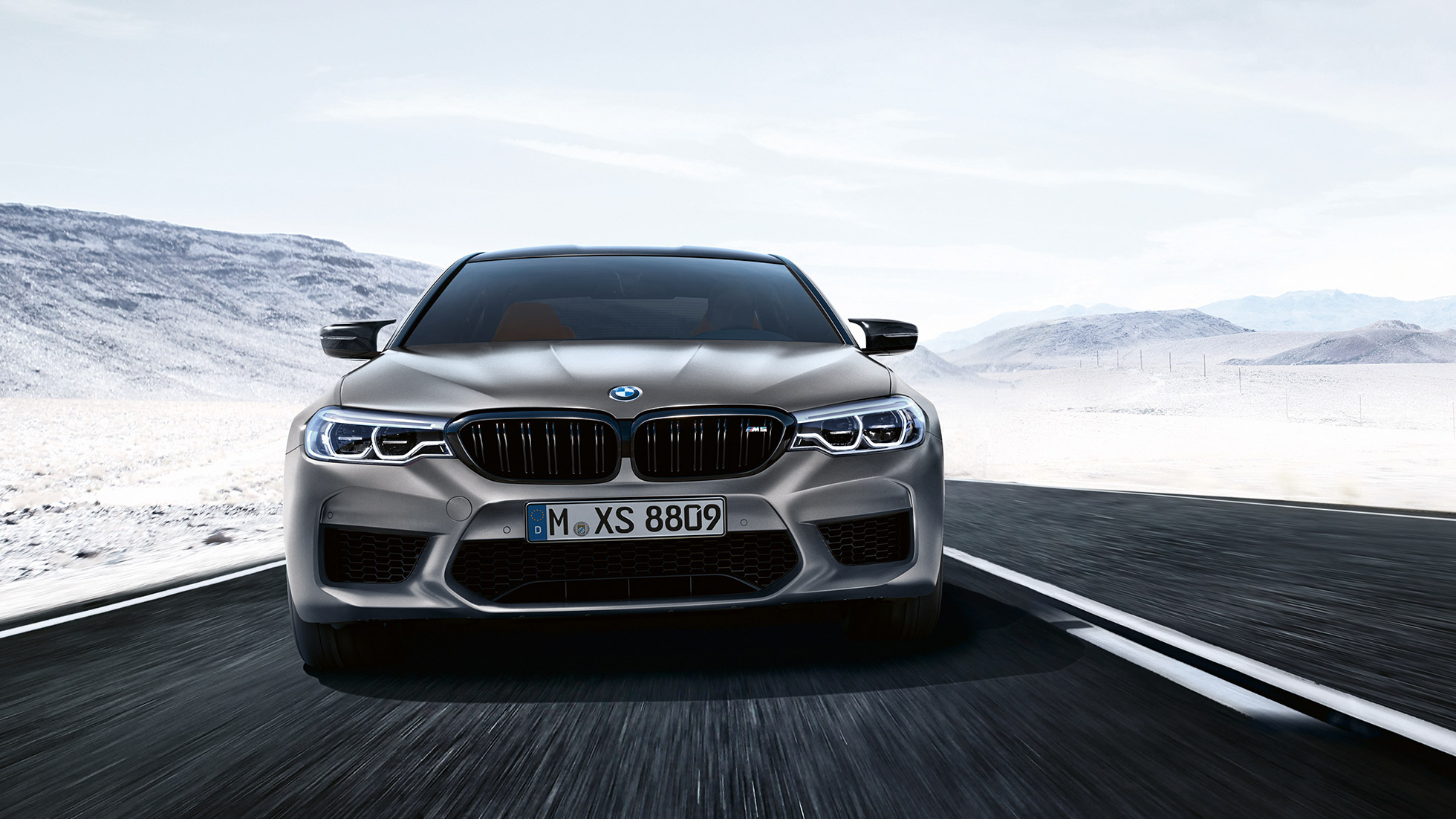 Diseño frontal. BMW M5 Competition, vista frontal de la berlina deportiva